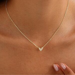 Elegant Gold Dainty Heart Necklace